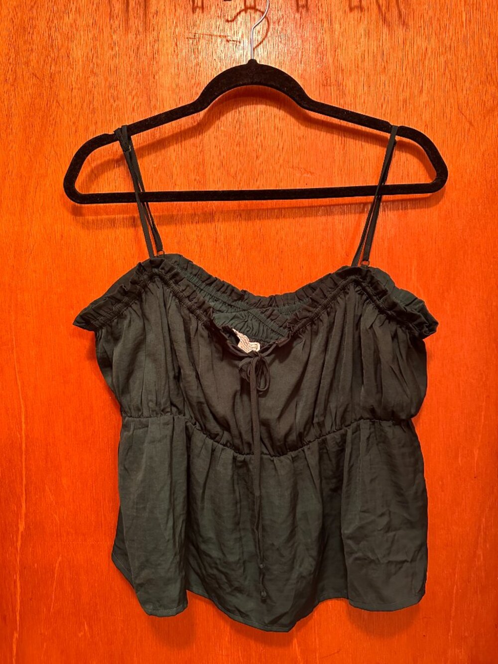 NWOT AE cropped cami size XL
